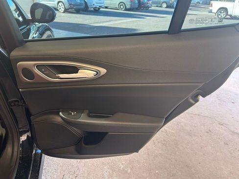 New 2024 Alfa Romeo Giulia Ti w/ Performance Driving Package image 14