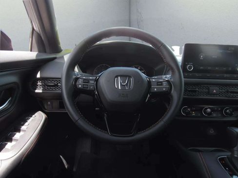 Certified 2025 Honda HR-V Sport image 23