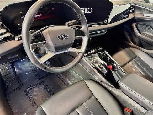 Used 2025 Audi A5 2.0T Premium w/ 19" Wheel Package AWD/4WD image 9