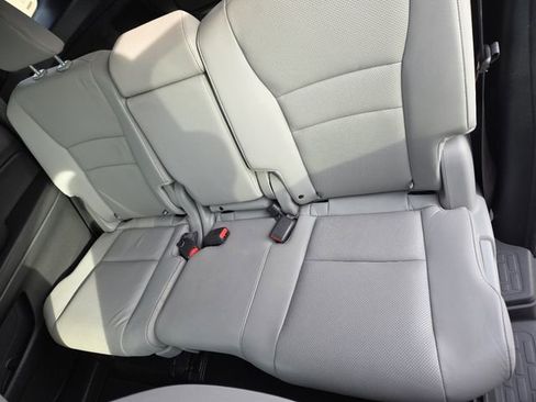 Used 2022 Honda Passport EX-L image 27