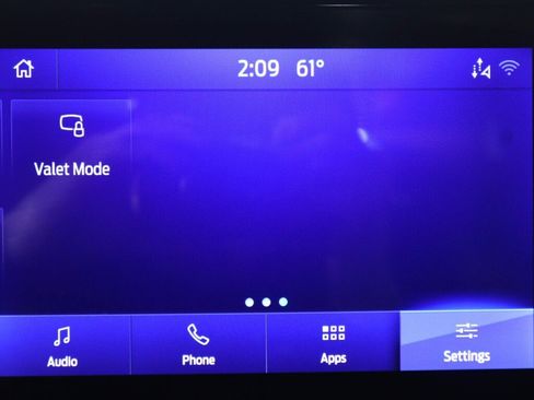 Used 2020 Ford Explorer XLT w/ Comfort Package AWD/4WD image 20