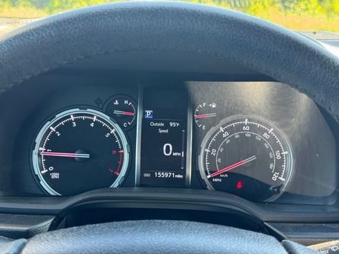 Used 2020 Toyota 4Runner TRD Off-Road AWD/4WD image 23