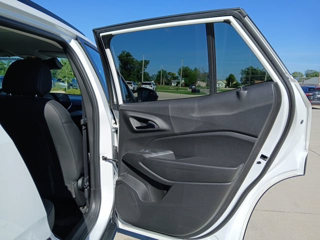 Used 2025 Chevrolet Trax LT w/ Driver Confidence Package FWD image 22