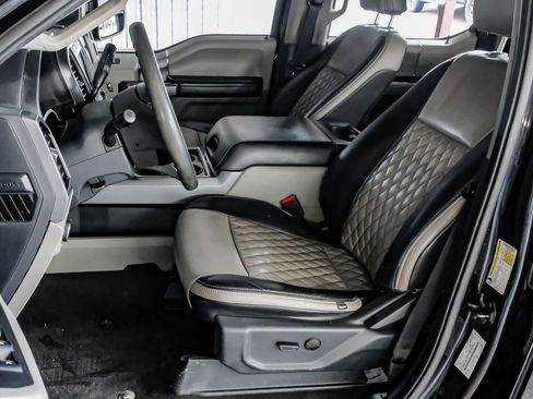 Used 2022 Ford F350 XLT w/ XLT Premium Package image 29