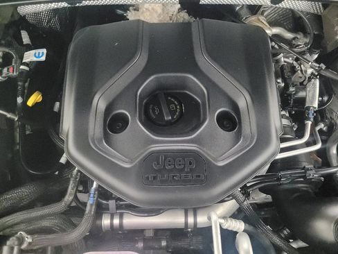 Used 2022 Jeep Grand Cherokee Limited 4xe image 30