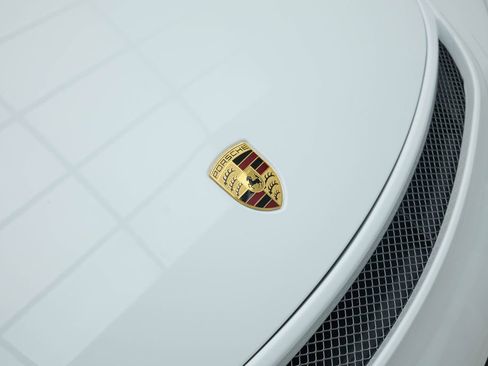 Used 2016 Porsche 911 GT3 RWD image 6