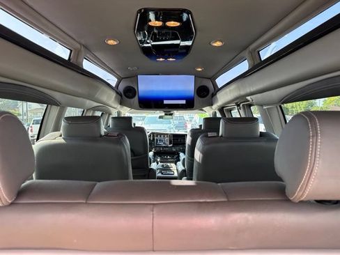 Used 2024 Chevrolet Express 2500 Extended RWD image 21