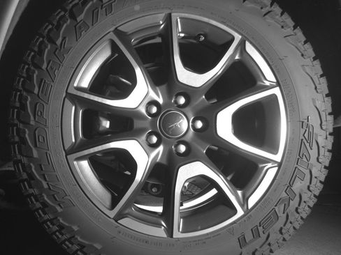 Used 2025 Jeep Compass Trailhawk AWD/4WD image 13