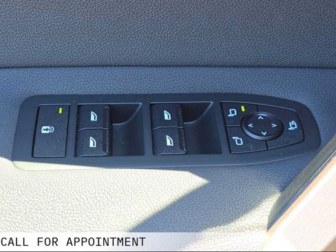Used 2024 BMW iX xDrive50 AWD/4WD image 25