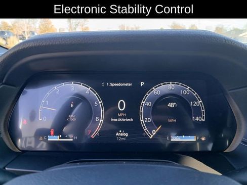 New 2025 Jeep Grand Cherokee Limited w/ Luxury Tech Group II image 25