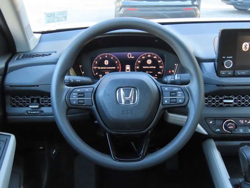 New 2025 Honda Accord SE image 17