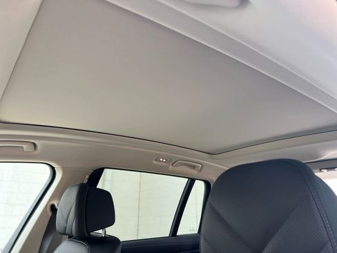 Used 2025 BMW X7 xDrive40i w/ Premium Package image 14