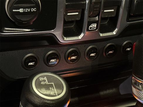 Used 2019 Jeep Wrangler Unlimited Sport S image 26