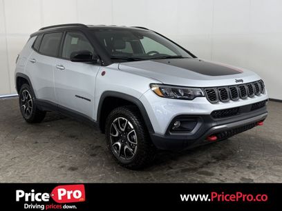 Used 2025 Jeep Compass Trailhawk