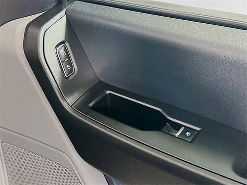 Used 2024 Ford F250 XL w/ XL Chrome Package image 31