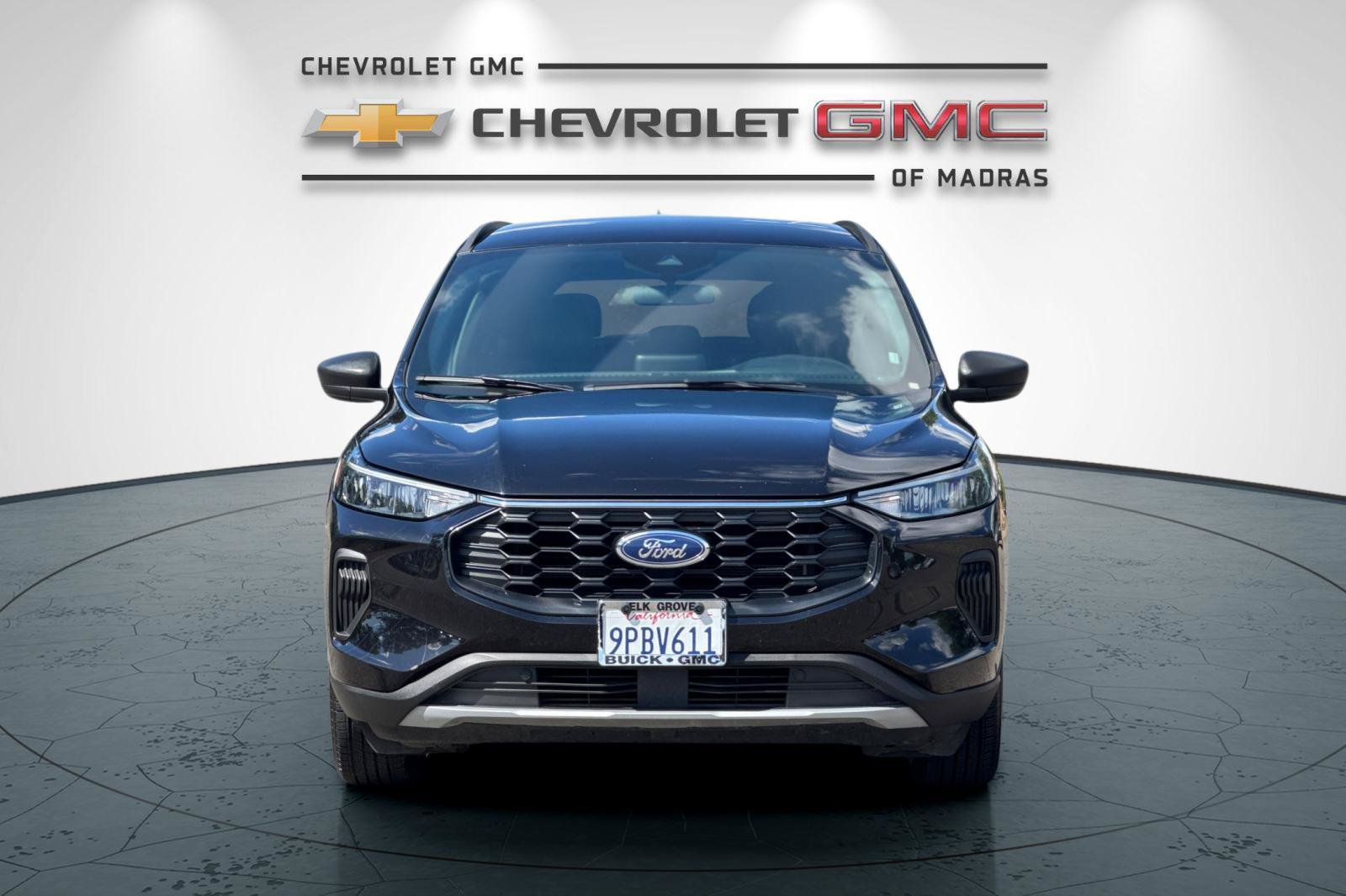 Used 2025 Ford Escape ST-Line FWD image 8