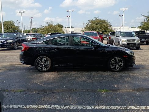 Used 2017 Honda Civic EX-T image 2