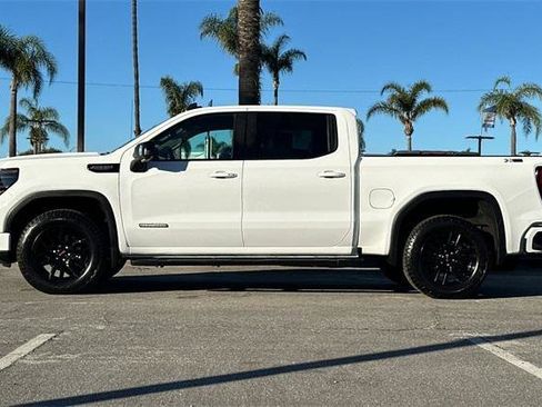 Used 2026 GMC Sierra 1500 Elevation w/ Elevation Premium Package image 7