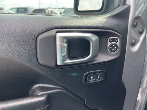 Used 2020 Jeep Wrangler Unlimited Sport AWD/4WD image 13