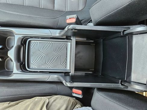 Used 2017 Honda CR-V EX image 16
