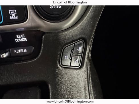 Used 2018 GMC Yukon SLT AWD/4WD image 75