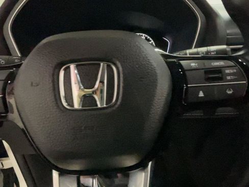 Used 2023 Honda Pilot EX-L image 35