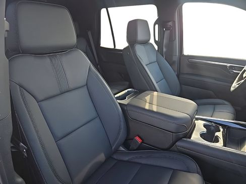 New 2026 Chevrolet Tahoe RST w/ RST Performance Edition AWD/4WD image 11