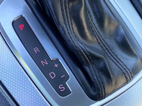 Used 2018 Audi Q3 2.0T Premium Plus w/ Premium Plus Package image 14