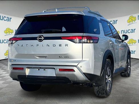 Certified 2024 Nissan Pathfinder SL image 6