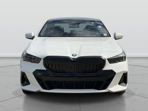 Used 2026 BMW 540i xDrive 540i xDrive image 2