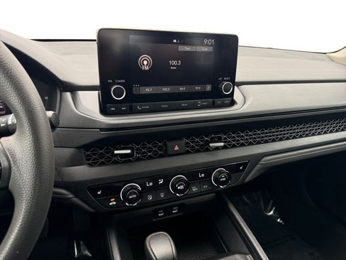 Used 2024 Honda Accord EX image 12