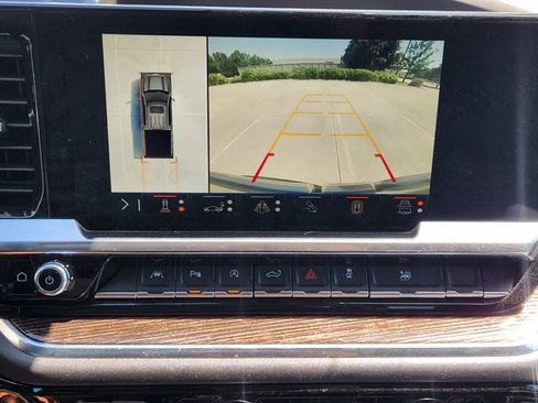 Used 2024 GMC Sierra 1500 Elevation w/ Elevation Premium Package RWD image 15