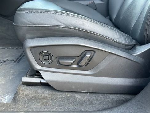 Used 2022 Audi Q7 3.0T Premium image 21