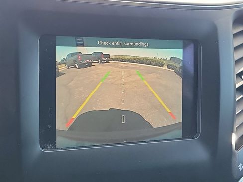 Used 2020 Jeep Cherokee Latitude Plus FWD image 14