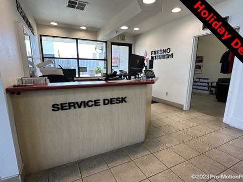 Used 2023 Mitsubishi Outlander SEL image 39