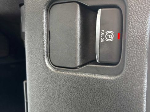 Used 2024 Jeep Wagoneer Series II w/ Flexible Seating Group AWD/4WD image 19