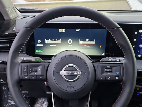 New 2026 Nissan Kicks SR w/ SR Premium Package image 14