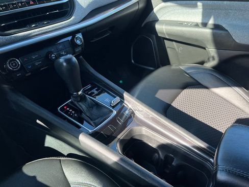 Used 2024 Jeep Compass Latitude AWD/4WD image 25