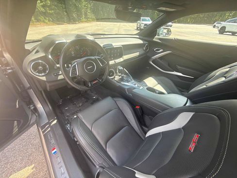 Used 2023 Chevrolet Camaro SS RWD image 13