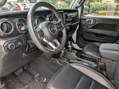 Used 2023 Jeep Wrangler Unlimited Rubicon 392 w/ Xtreme Recon 35" Tire Package AWD/4WD image 6