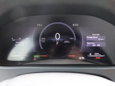 Used 2025 Lexus UX 300h FWD image 18