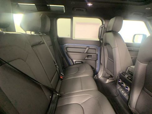 Certified 2025 Land Rover Defender 110 S image 34