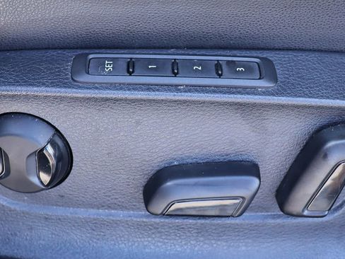 Used 2020 Volkswagen Passat 2.0T SEL image 40