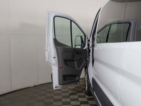 Used 2023 Ford Transit 350 XLT image 17