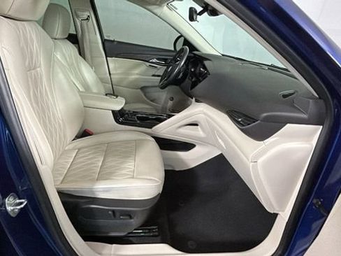 Used 2023 Buick Envision Avenir FWD image 31