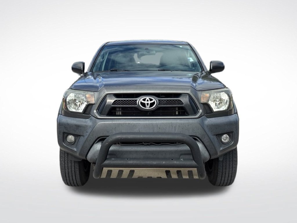 Used 2015 Toyota Tacoma PreRunner w/ Convenience Package RWD image 3