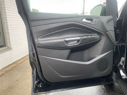 Used 2019 Ford Escape SE AWD/4WD image 17