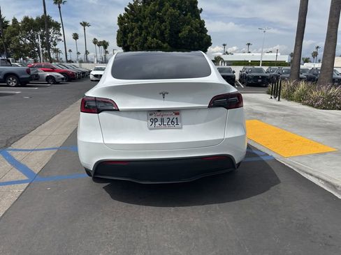 Used 2024 Tesla Model Y Long Range image 20