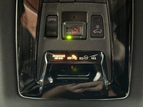 Used 2022 Toyota Venza Limited w/ Advanced Technology Package AWD/4WD image 20