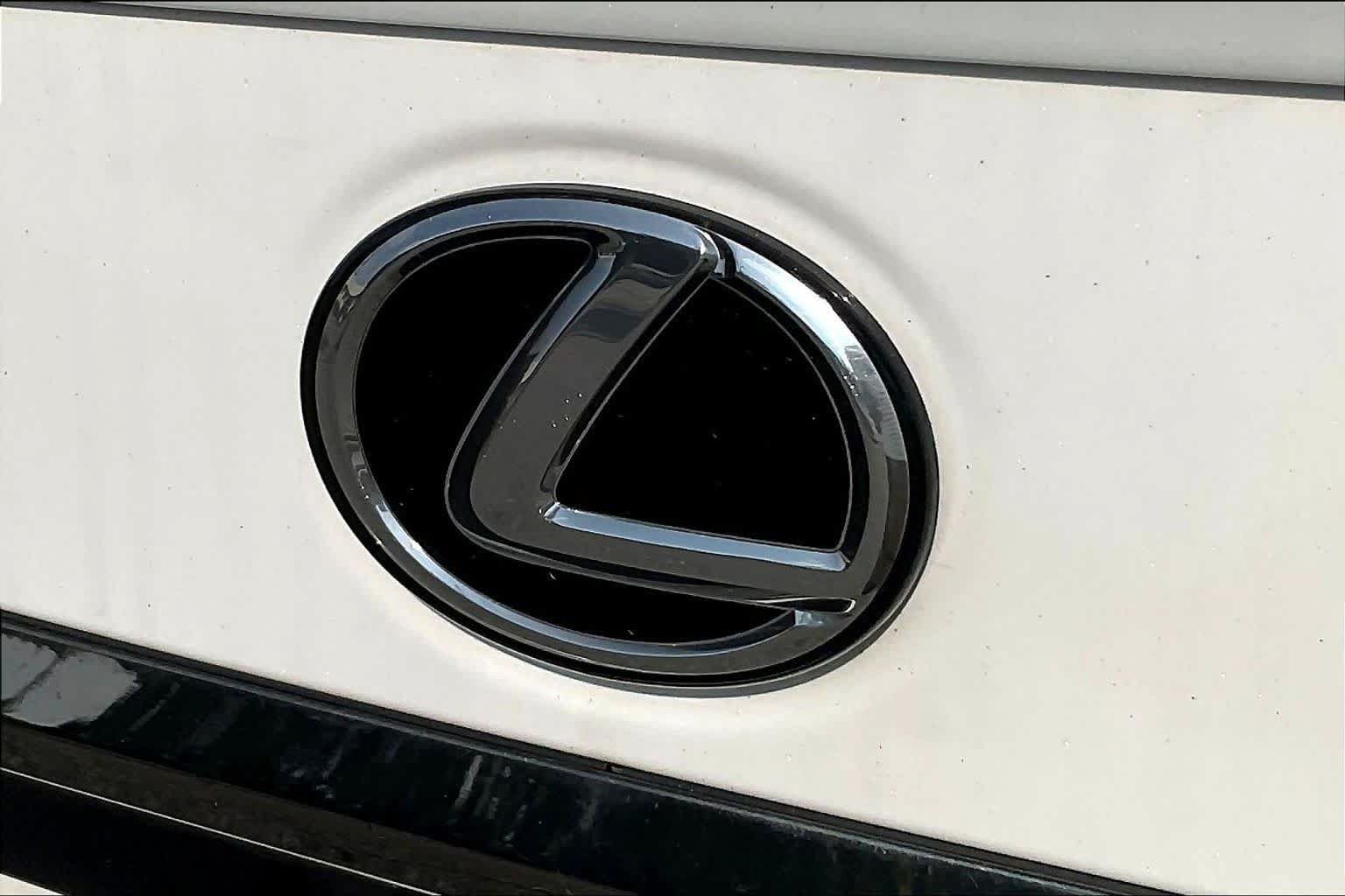 Used 2023 Lexus ES 350 F Sport w/ Accessory Package (Z1) FWD image 59
